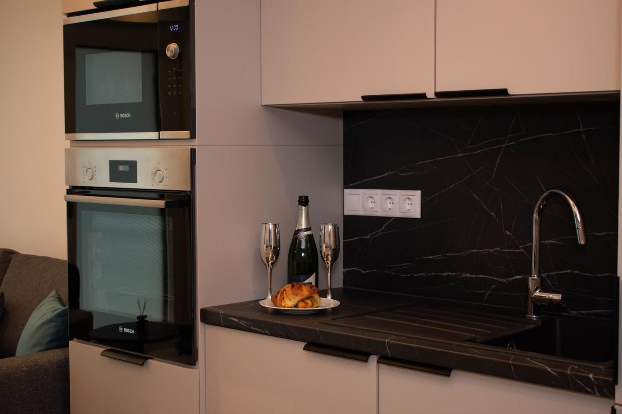 Luxury Cozy 2 Bdr Downtown Apt.4 Budapest Eksteriør billede